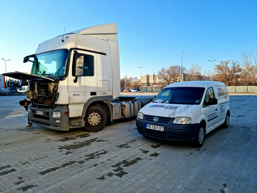 Truck Electronics